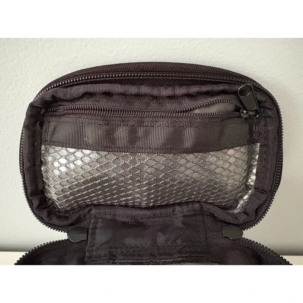 Tamrac Black Camera Shoulder Bag Model 5201 Belt Bag Loop Zippered Top EUC